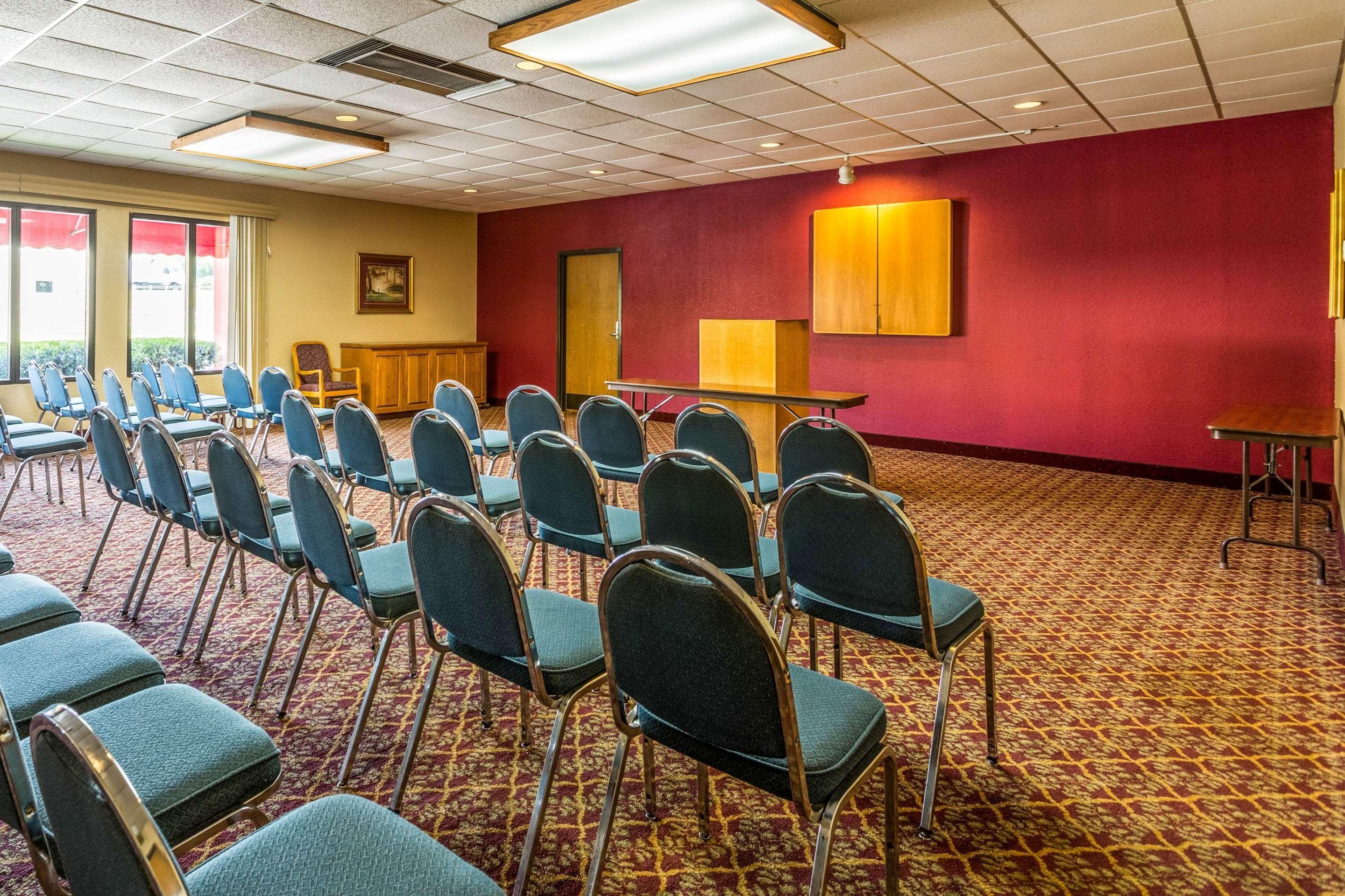 Econo Lodge - Oxmoor Бирмингем Экстерьер фото